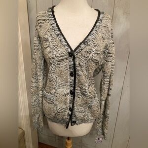 Covet Faux Distressed Leather Trim cardigan. Snow Mix Color, Side Zip. Sz-M NWT‎